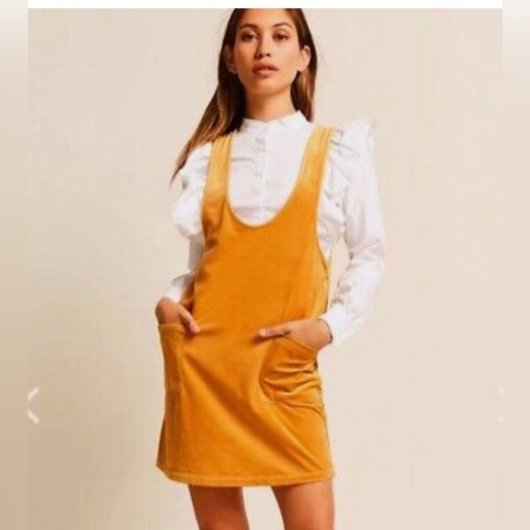 ❤️ Forever 21 Corduroy overall style dress. Size Large❤️ - Picture 4 of 8